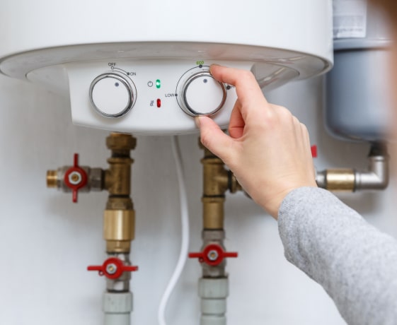 Traditional vs. Tankless Water Heaters: Which Is Best for Your Texas Home? 1 Water Heaters Service